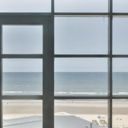 Met Frontaal Zeezicht In * Bloemendaal