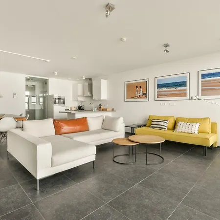 Appartement Met Frontaal Zeezicht In Bloemendaal