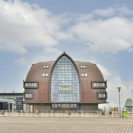 Daire Met Frontaal Zeezicht In *