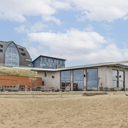 Daire Met Frontaal Zeezicht In